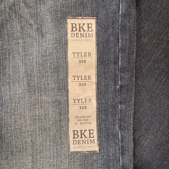 Buckle BKE Jeans Mens 32S Blue Tyler Bootleg Relaxed Distressed Dark Wash Denim - Picture 5 of 14